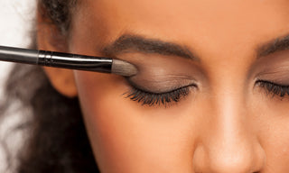 how to do a smokey eye
